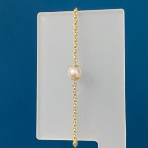 Pearl and 9 carat bracelet