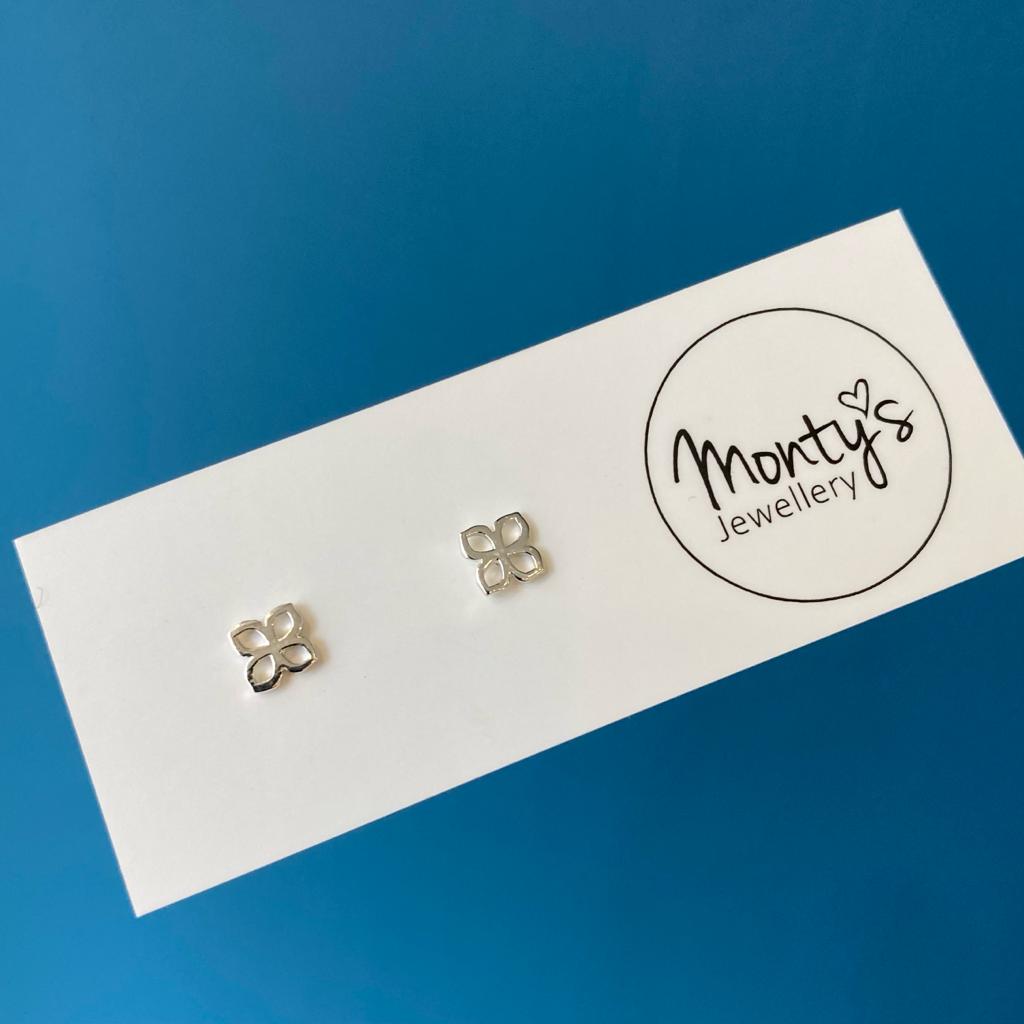 4 petal flower2 4 petal flower