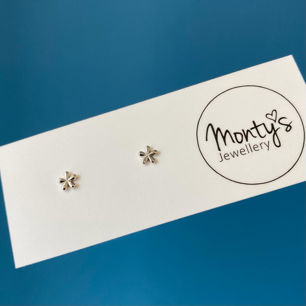 tiny flower tiny flower