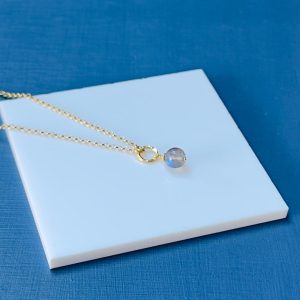 Labradorite & Circle Necklace - Gold